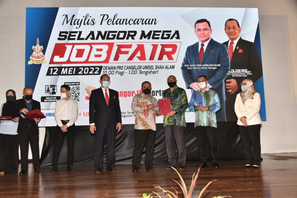 Selangor Mega Job Fair Dilancarkan Di Unisel Unisel Universiti Selangor