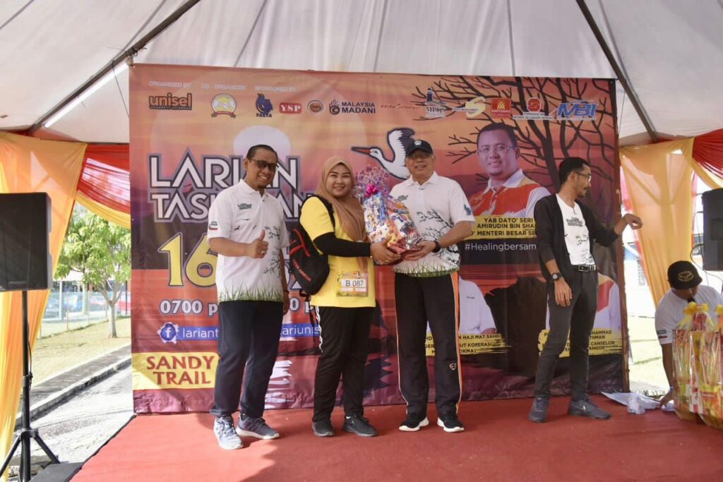 larian_tasik15