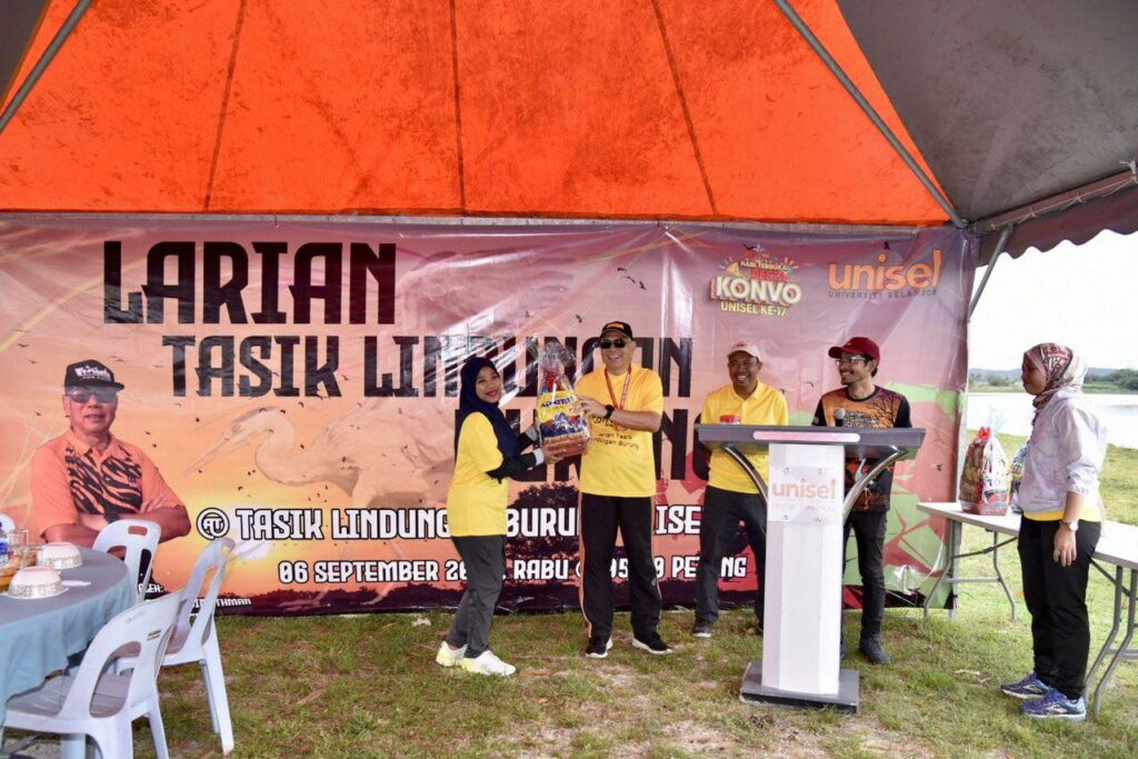 larian_tasik_30